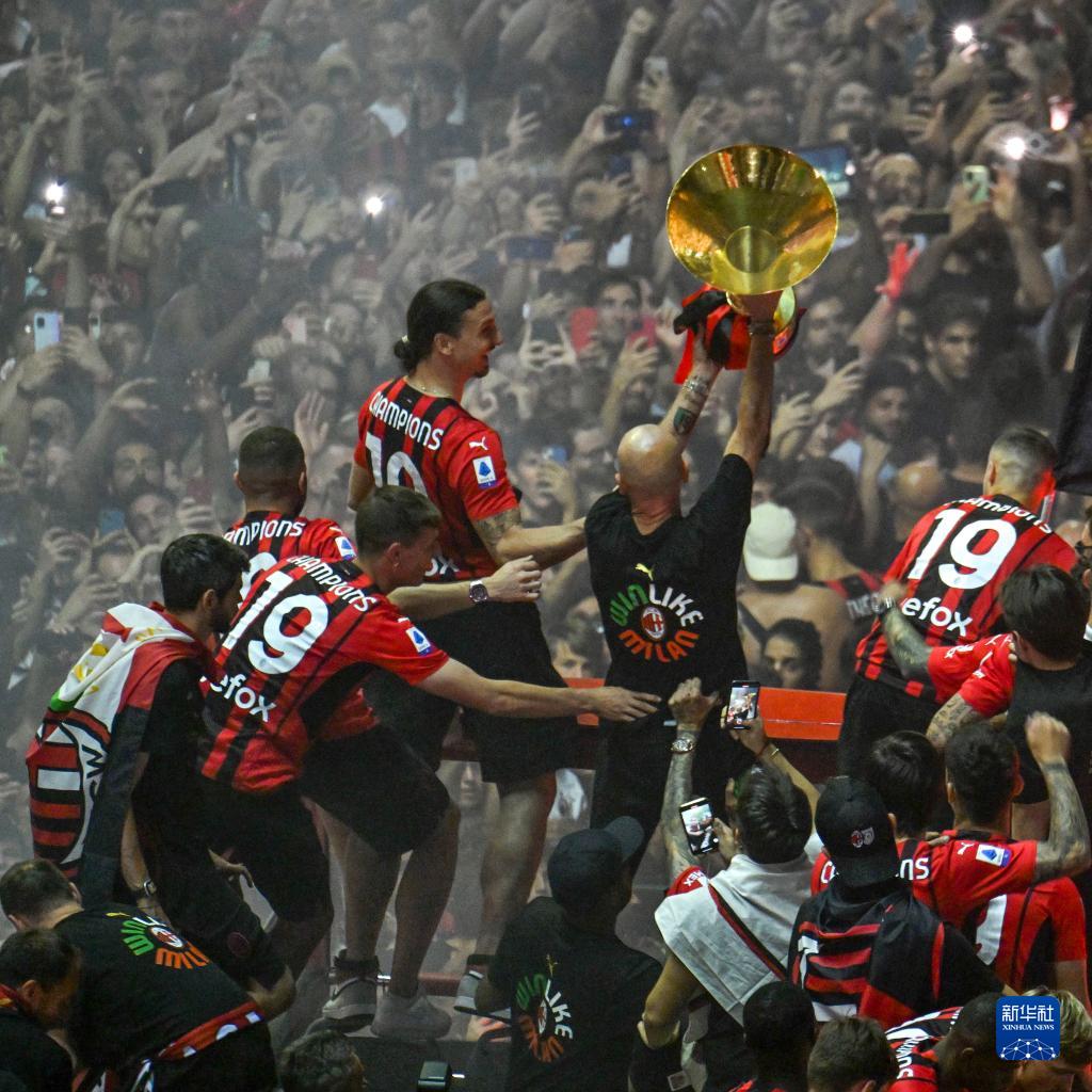 号召球迷在 号召球迷在